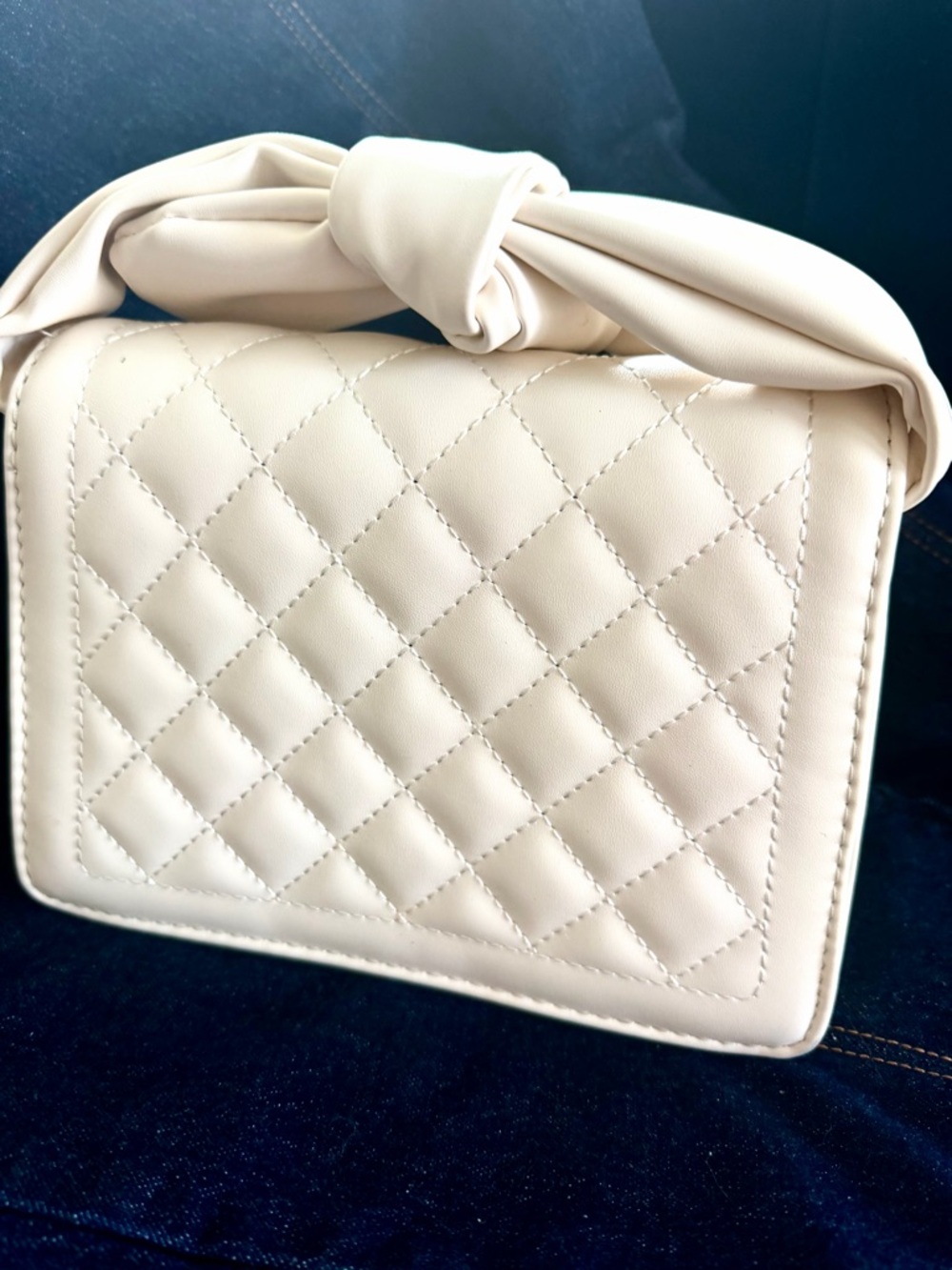 Quilted Bow/Knot Top Detail Top Handle Handbag - Cream